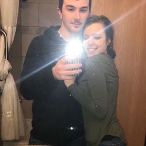 Meet your Posher, Dakota